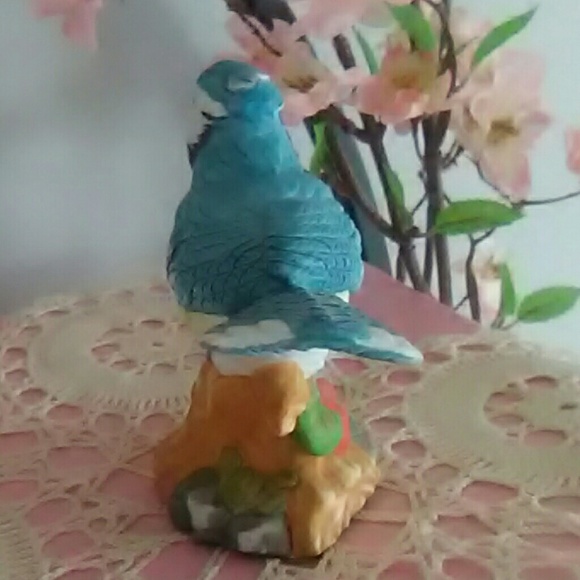 Bluejay with berries spring bisque figurine - Picture 3 of 6